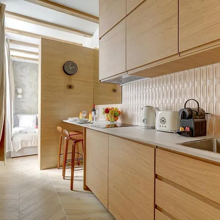 Tbs 304 - Charming In Appartement