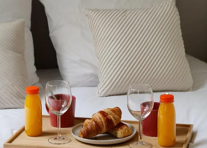 Tbs 304 - Charming In Apartment Paris