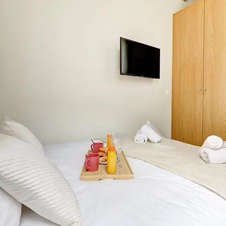 Tbs 304 - Charming In Apartamento *